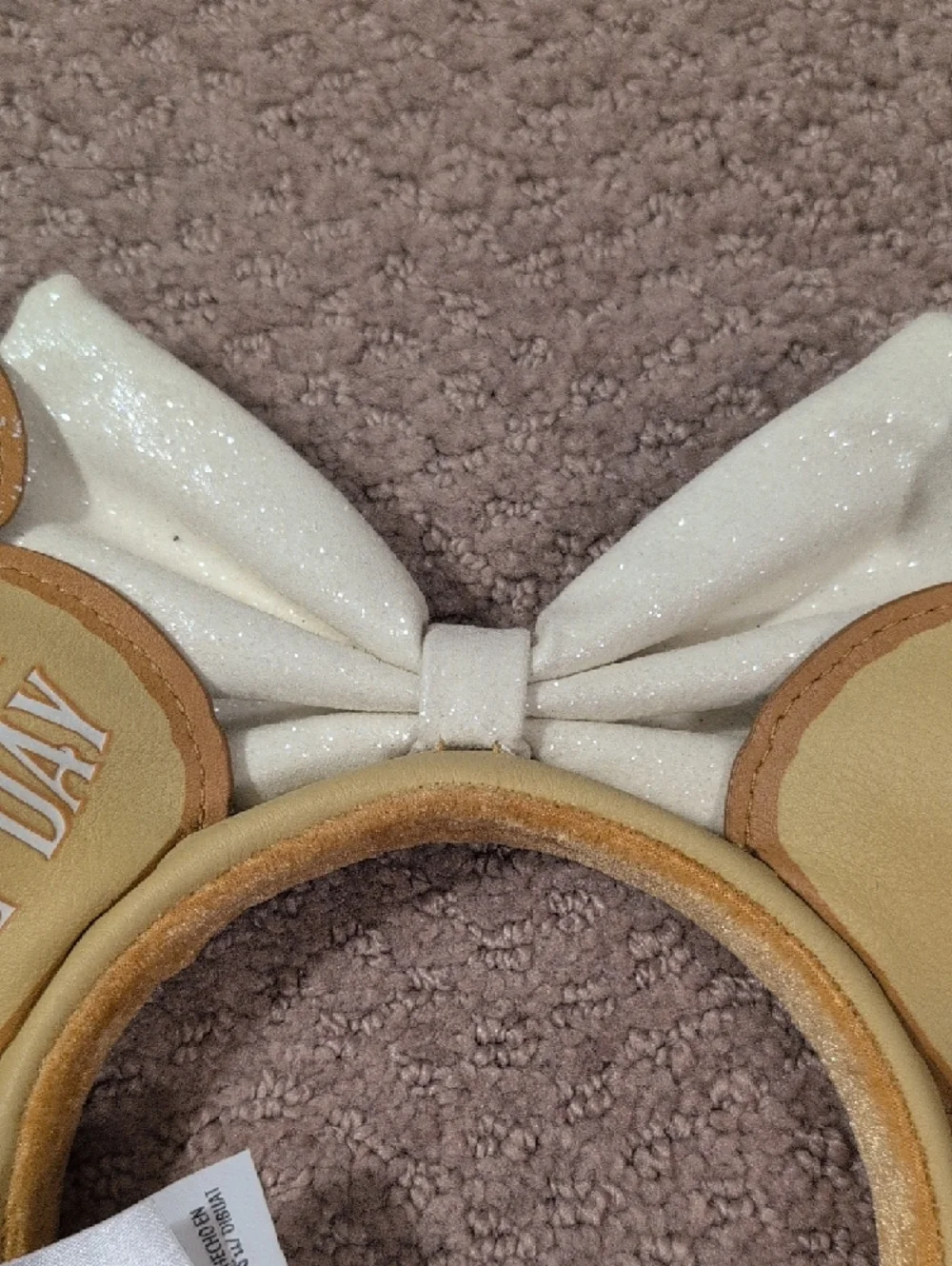 Loungefly Disney Parks Beignet All Day Scented Minnie Ear Headband EUC